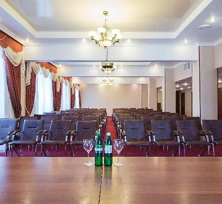 украина 4*
