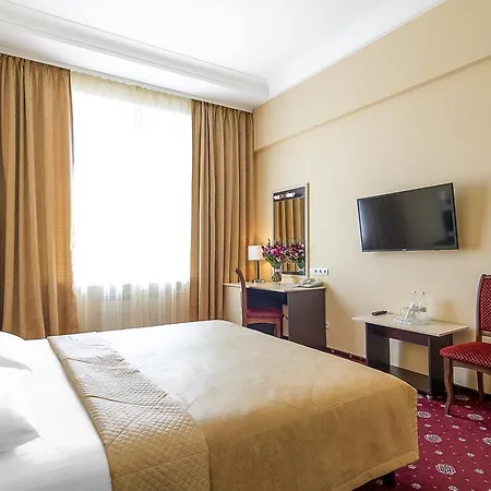 украина 4* Киев